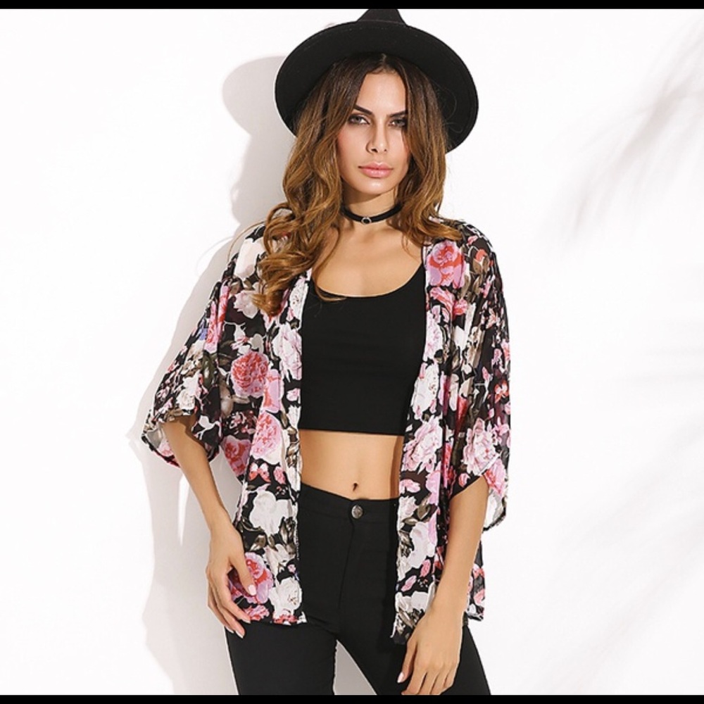 🌟HP🌟Vintage Floral Shawl Kimono - Picture 3 of 8